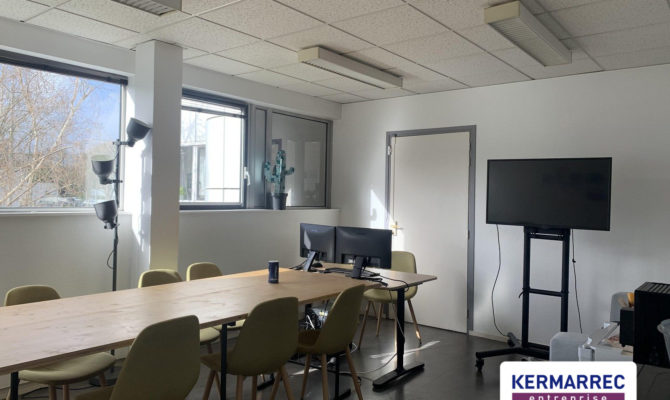 location Bureaux 260.00 m²
