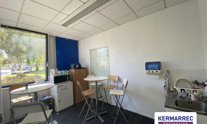 location Bureaux 260.00 m²