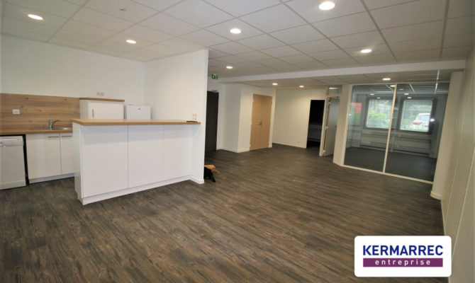 location Bureaux 221.00 m²