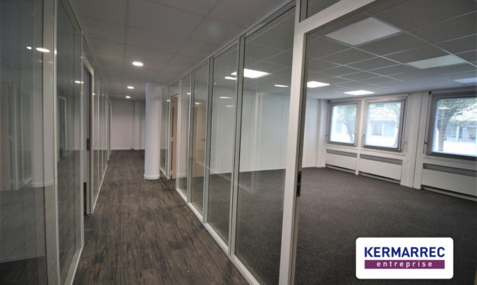 location Bureaux 221.00 m²