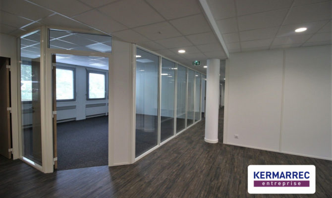 location Bureaux 221.00 m²