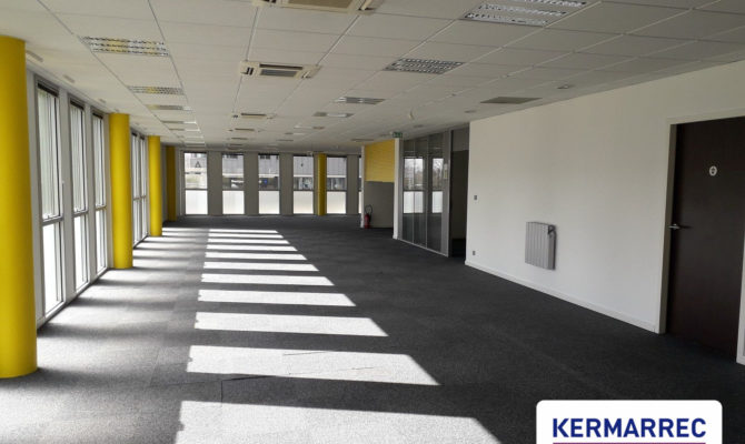 achat Bureaux 2440.00 m²