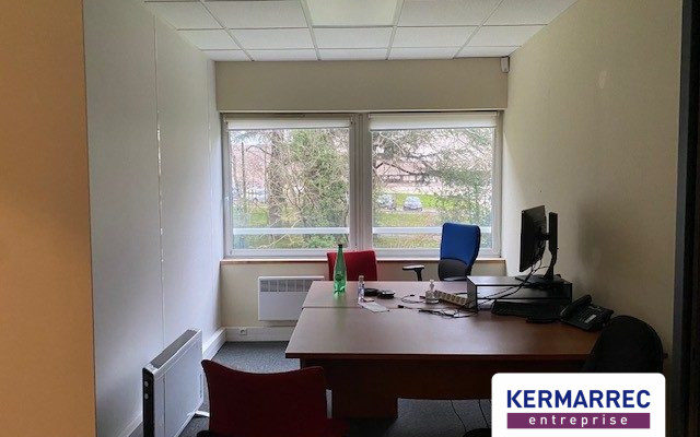 location Bureaux 405.00 m²