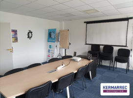location Bureaux 179.00 m² Rezé 44