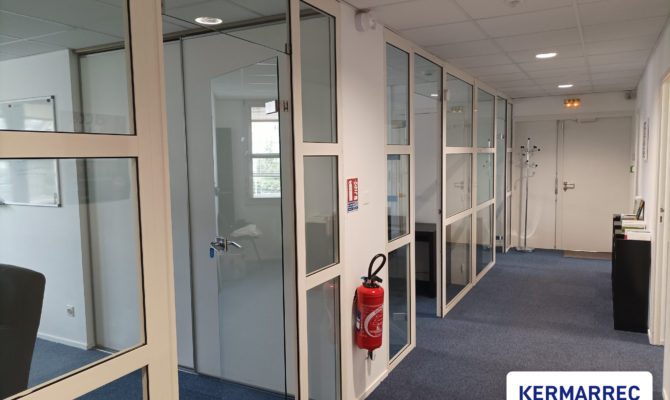 location Bureaux 179.00 m²