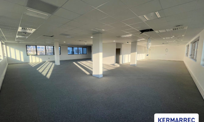 achat Bureaux 217.35 m²