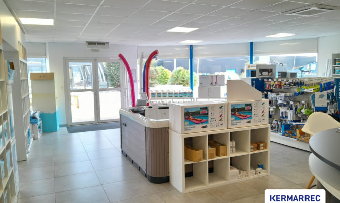 location Local d'activité 320.00 m²