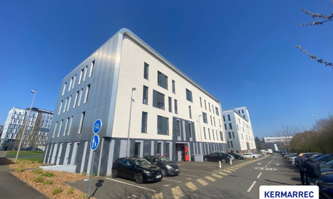 location Bureaux 270.00 m²