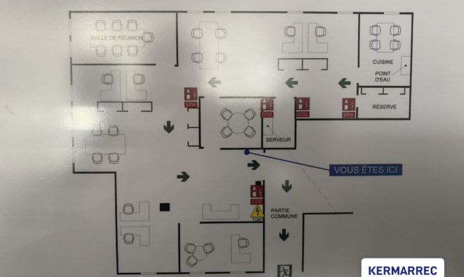 location Bureaux 270.00 m²