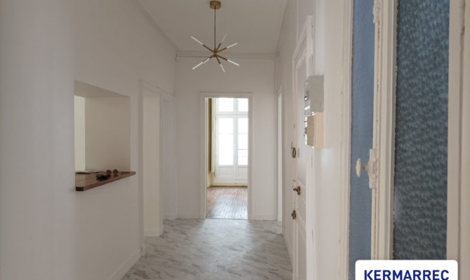 location Bureaux 105.00 m²