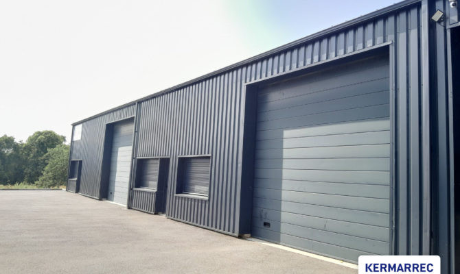 location Local d'activité 140.00 m²