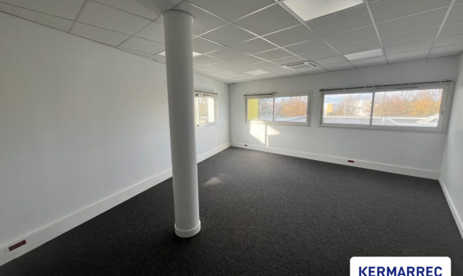 location Bureaux 250.00 m²
