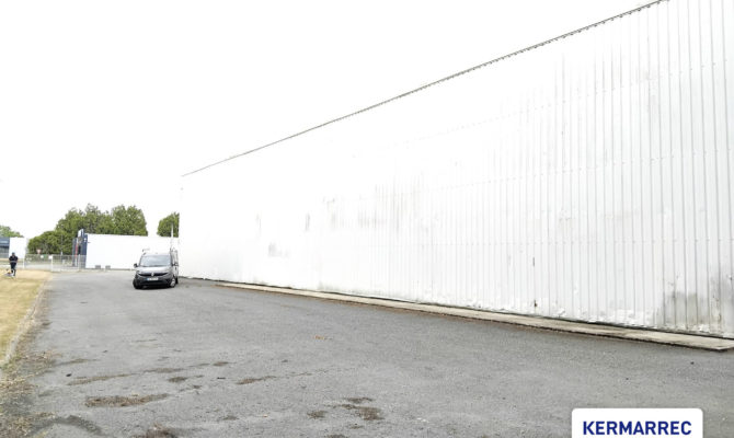 location Local d'activité 730.00 m²