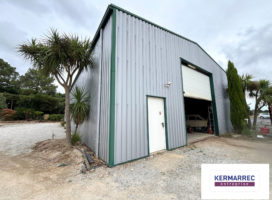 location Local d'activité 288.00 m² Plougoumelen 56