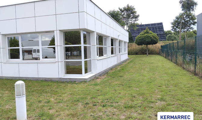 location Local d'activité 285.00 m²