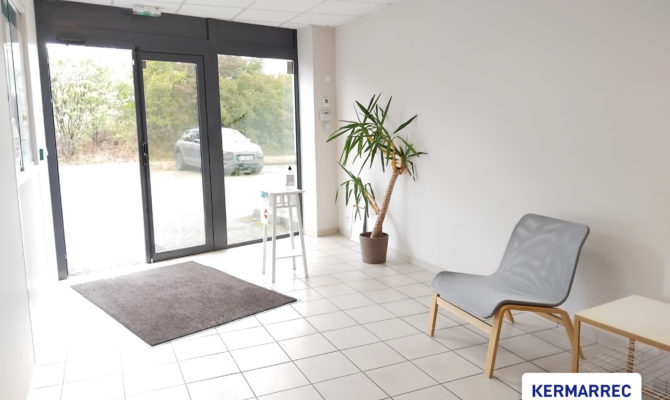 location Local d'activité 470.00 m²