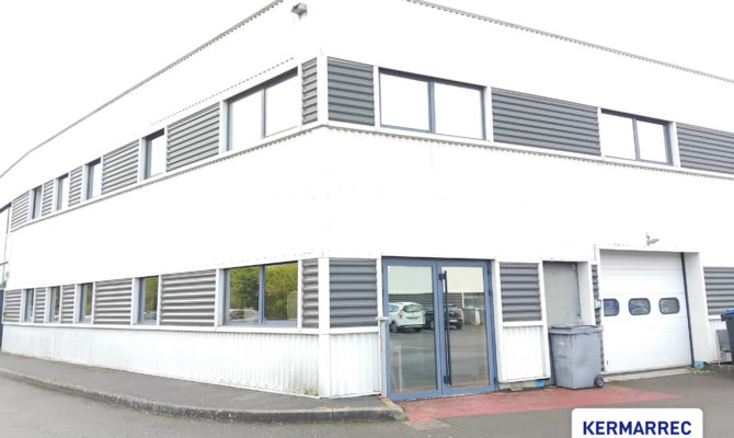 location Local d'activité 470.00 m²