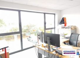 location Local d'activité 470.00 m² Chartres-de-Bretagne 35