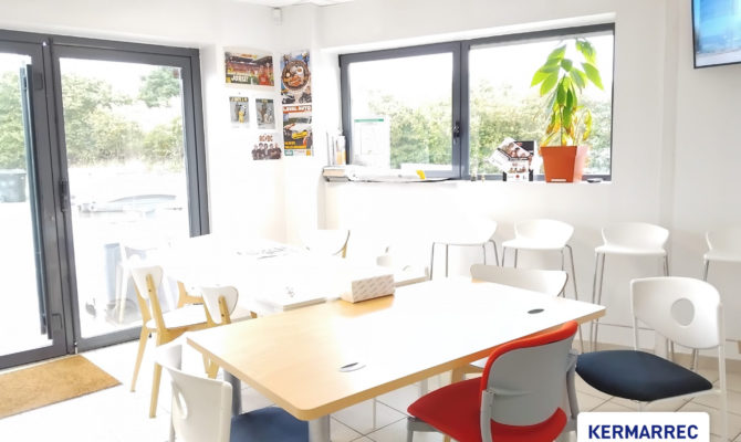 location Local d'activité 470.00 m²