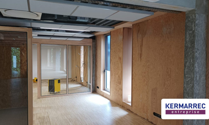 location Bureaux 300.00 m²