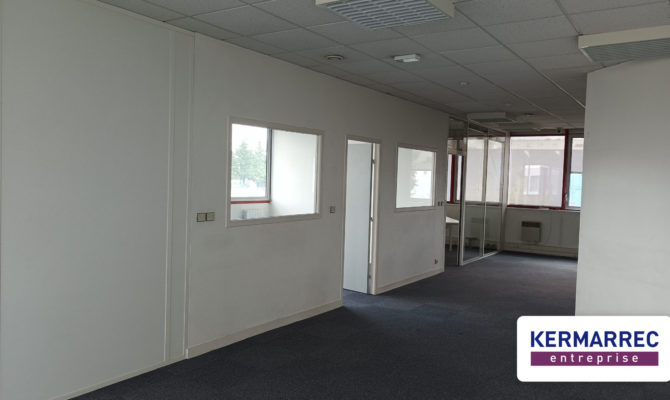 location Bureaux 228.00 m²