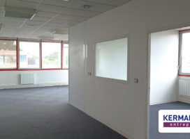 location Bureaux 228.00 m² Saint-Herblain 44