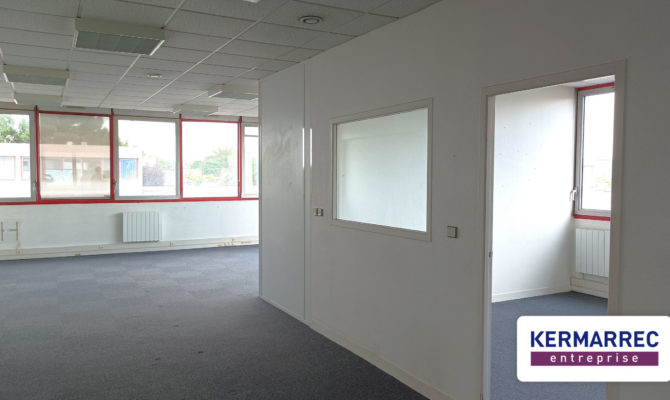 location Bureaux 228.00 m²