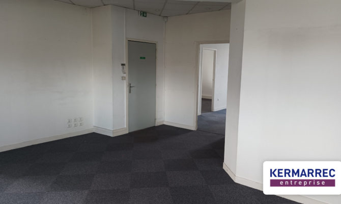 location Bureaux 228.00 m²