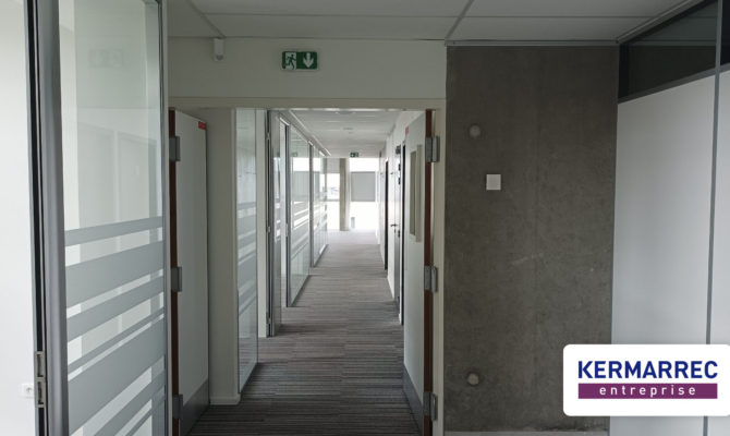 location Bureaux 416.00 m²