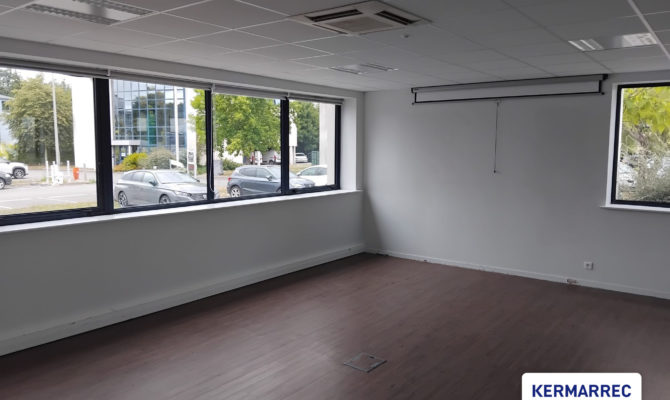 location Bureaux 320.00 m²