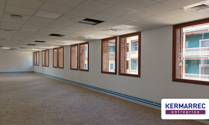 location Bureaux 190.00 m²