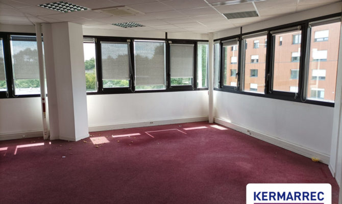 location Bureaux 472.73 m²