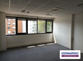 location Bureaux 472.73 m² Nantes 44