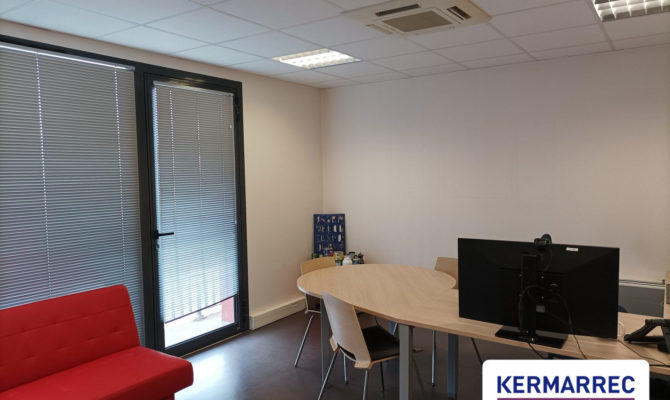 location Bureaux 319.00 m²