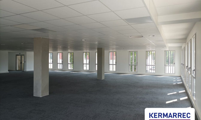 achat Bureaux 343.00 m²