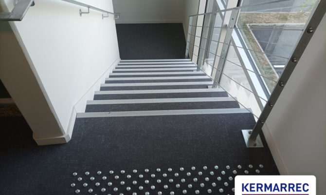 location Bureaux 343.00 m²