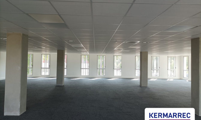 location Bureaux 343.00 m²