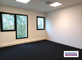 location Bureaux 153.00 m² Bruz 35