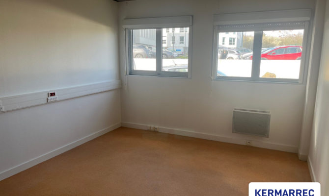 location Bureaux 223.00 m²