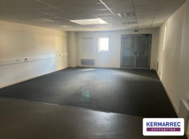 location Bureaux 223.00 m² Saint-Herblain 44