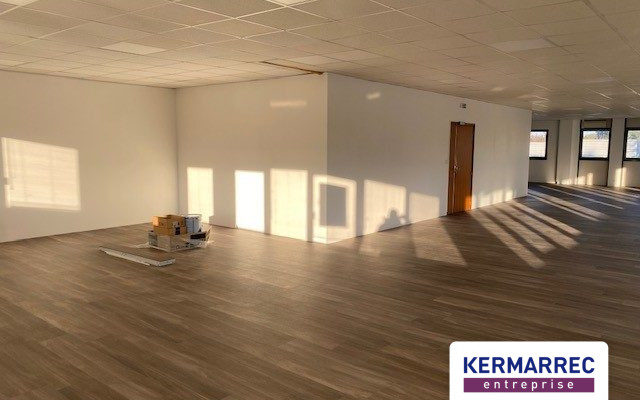 achat Bureaux 210.00 m²