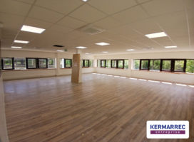 location Bureaux 179.84 m² Nantes 44
