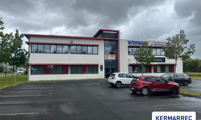 location Bureaux 100.00 m²