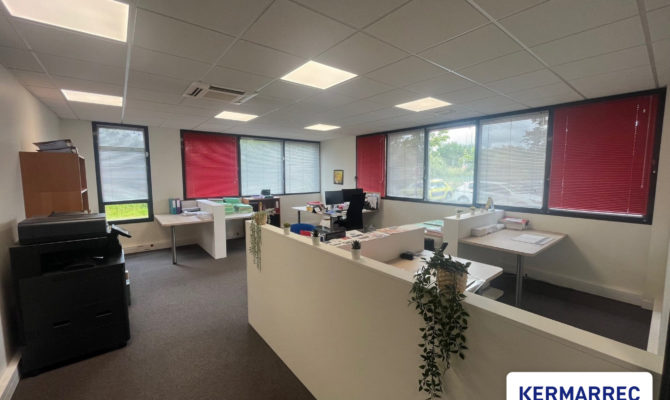 location Bureaux 100.00 m²