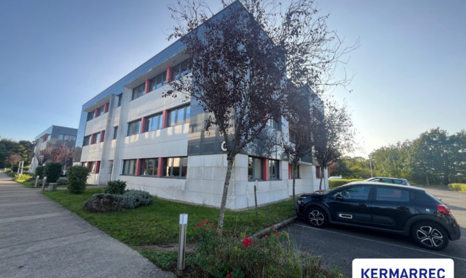 location Bureaux 100.00 m²
