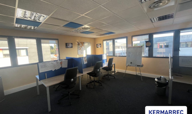 location Bureaux 100.00 m²