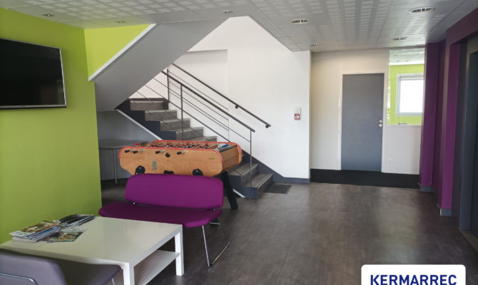 achat Bureaux 899.00 m²