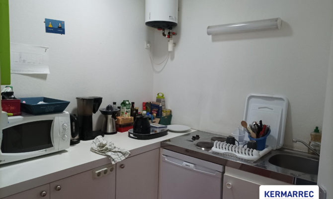 achat Bureaux 176.00 m²