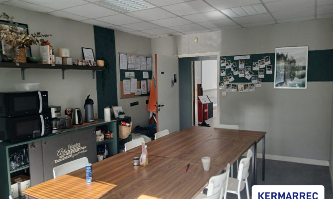 achat Bureaux 690.00 m²