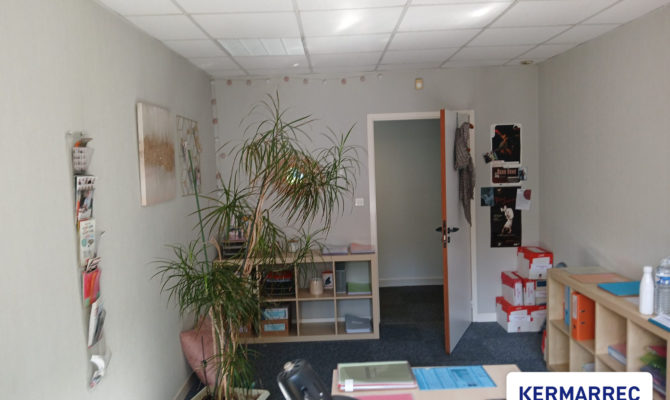 achat Bureaux 690.00 m²